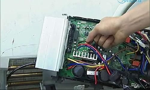 长春美的空调电话是多少